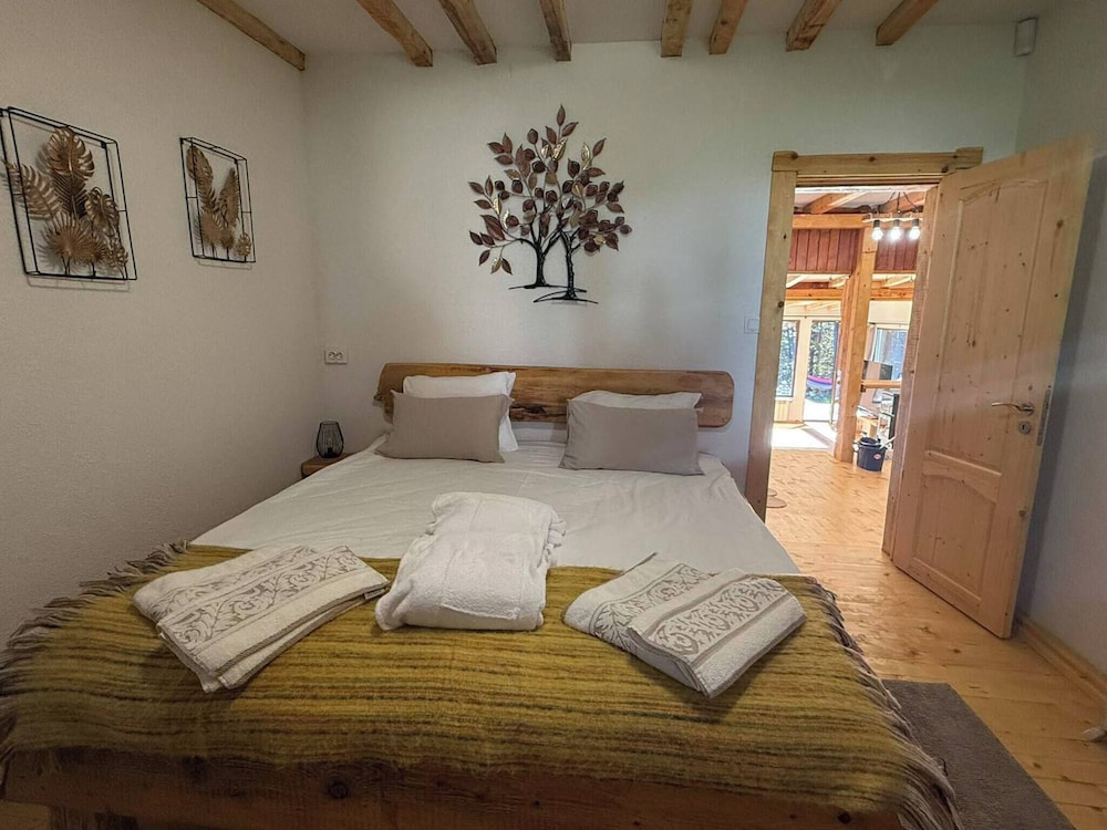 Villa Yarema Mountain Relax With Hot Jacuzzi & Sauna