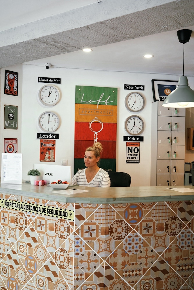 LOFT APART & HOSTAL Group