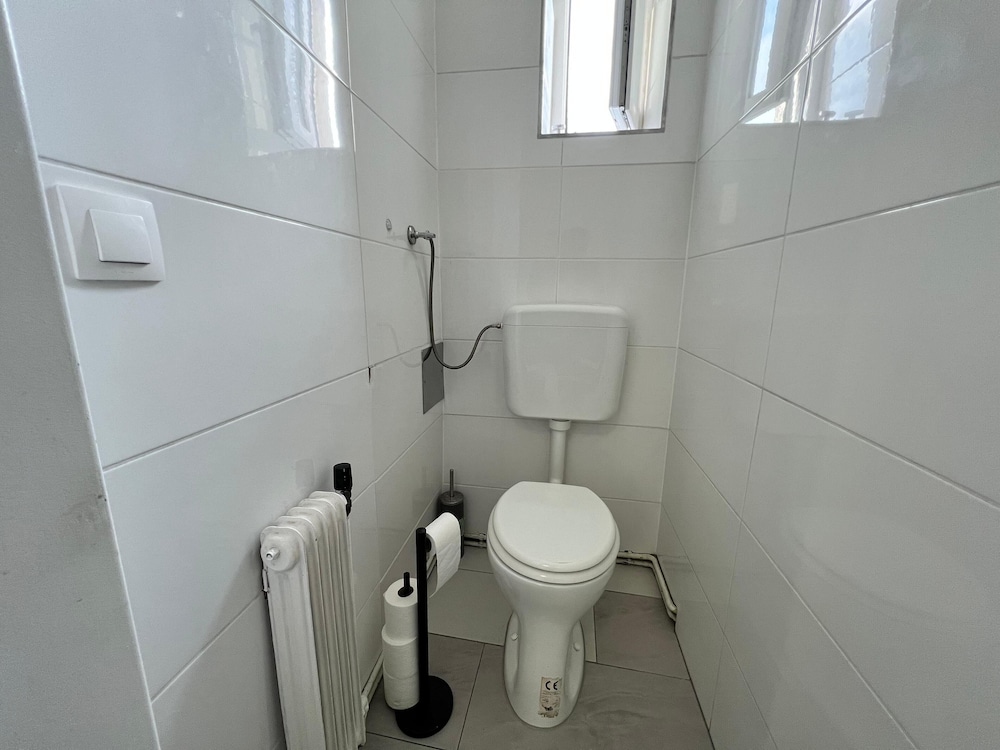 Spacious 4BR Stay Vienna for Families