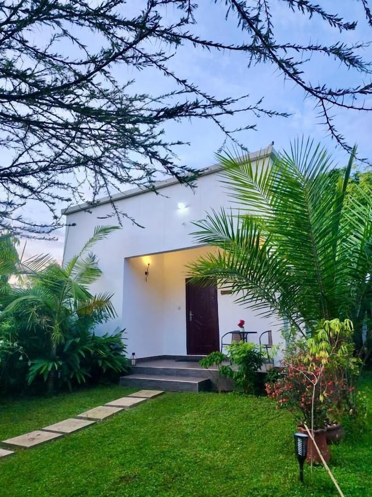 AMALA VILLAS