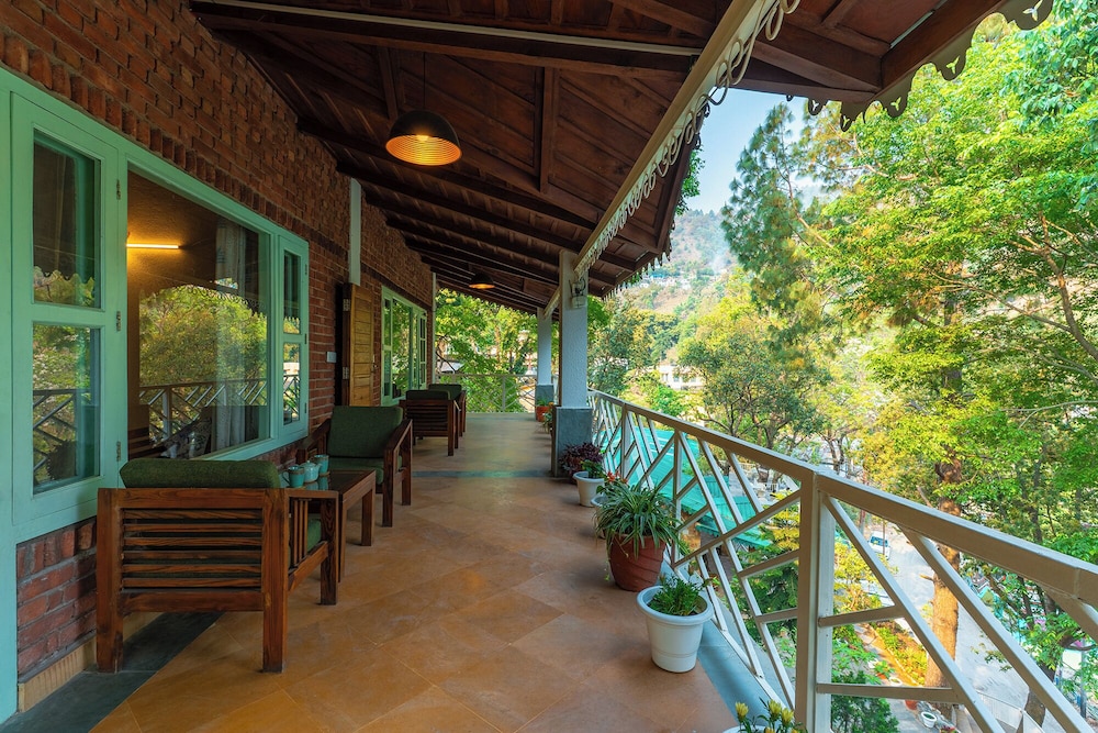 Echor Malusara Lakeview Retreat Bhimtal