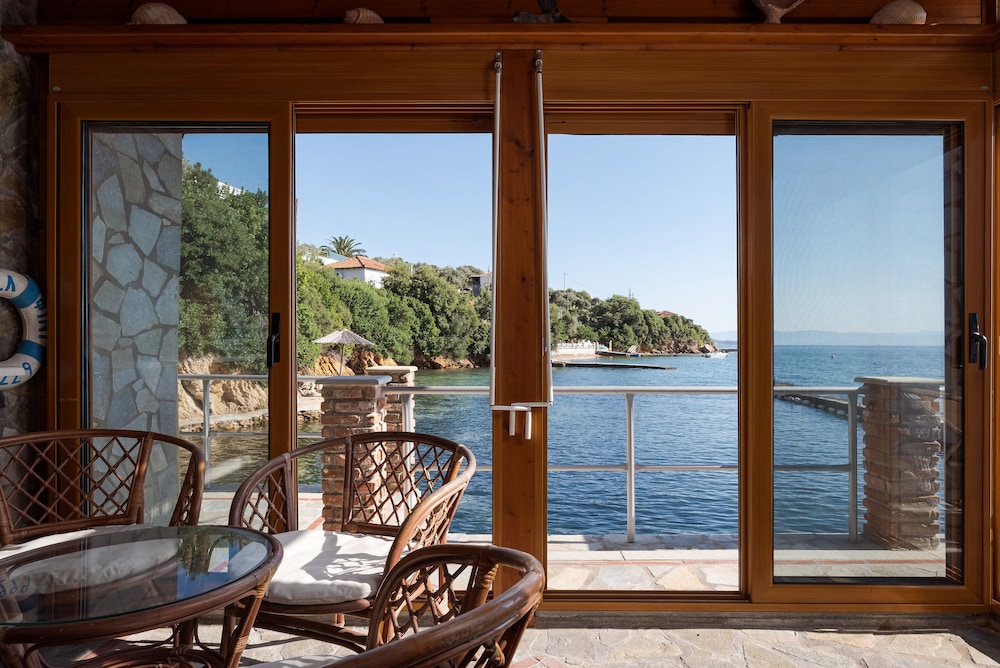 Porto Castello Villas