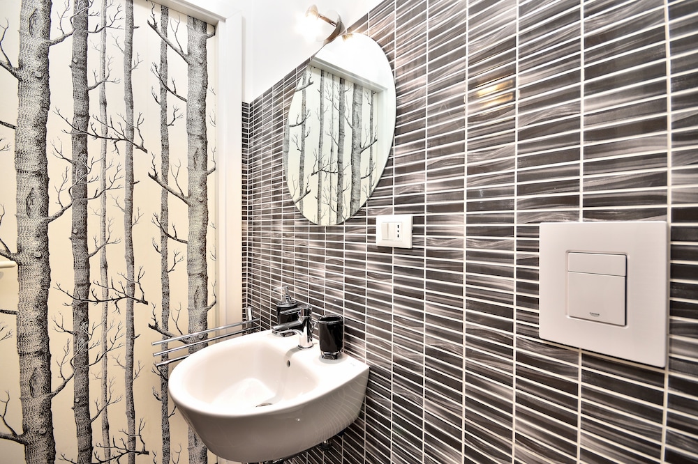 Romantica Rooms