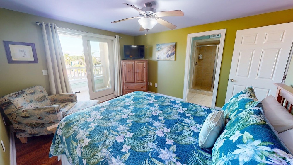 Captains Watch 2 by Tybee Vacation Rentals