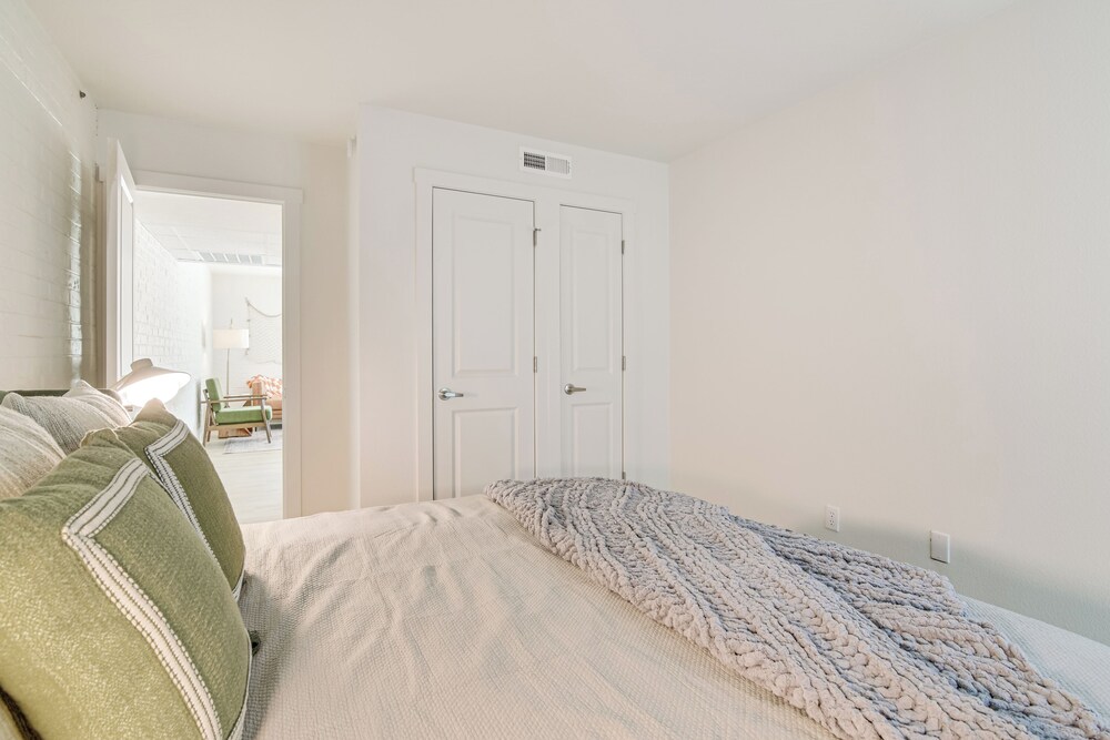 Walk to Branson Landing! Condo w/ Community Pools