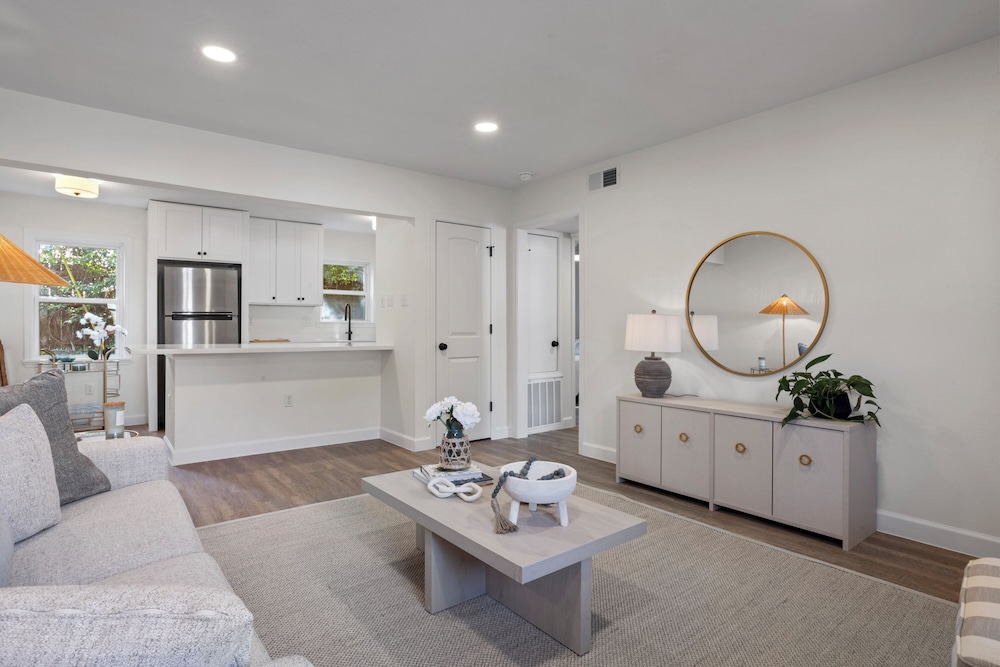 Porter Condos