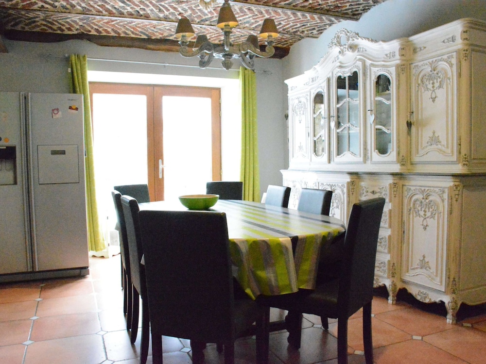 Champlon Villa Near Forest view 3