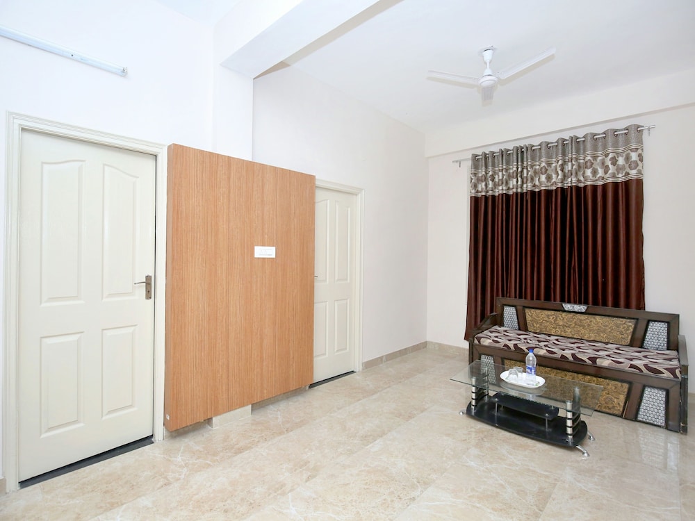 OYO 13433 Home Kasauli View 2BHK Dharampur