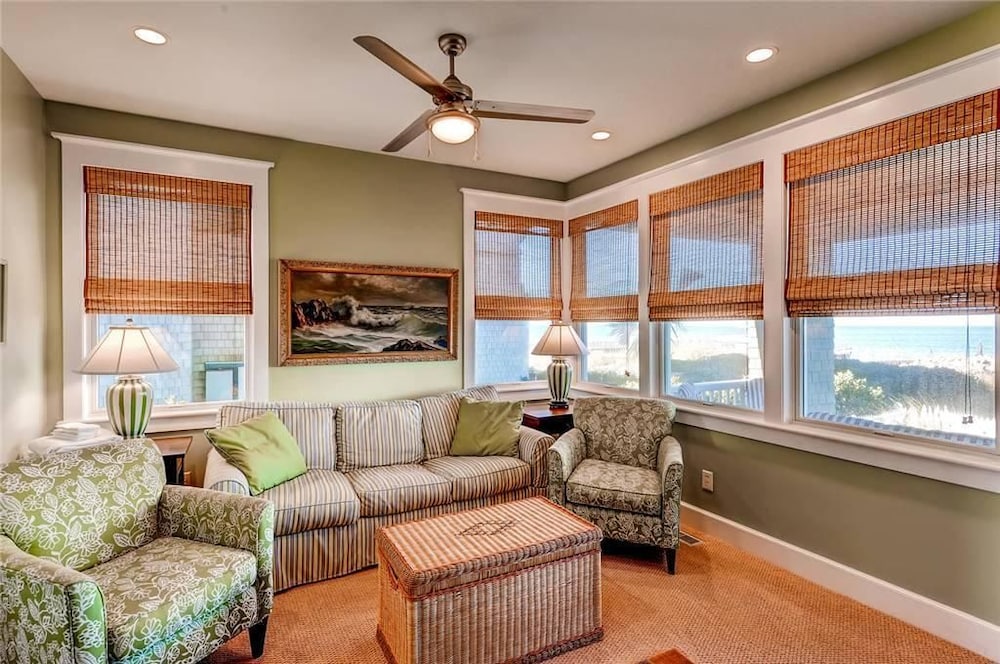 Twin Peaks 3 Bedroom Holiday Home By Bald Head Island