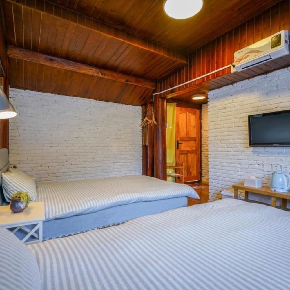 Floral Hotel · Kuan Tang Lijiang