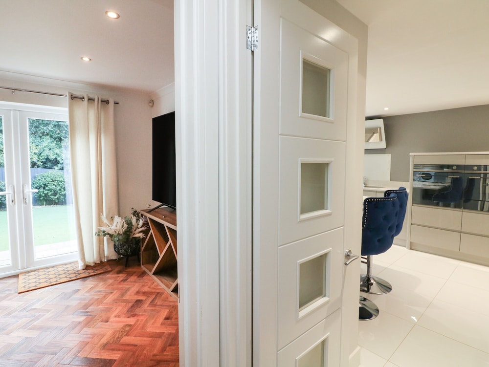 4 Woodland Park