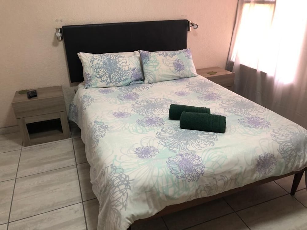 Amies Self-catering Apartments