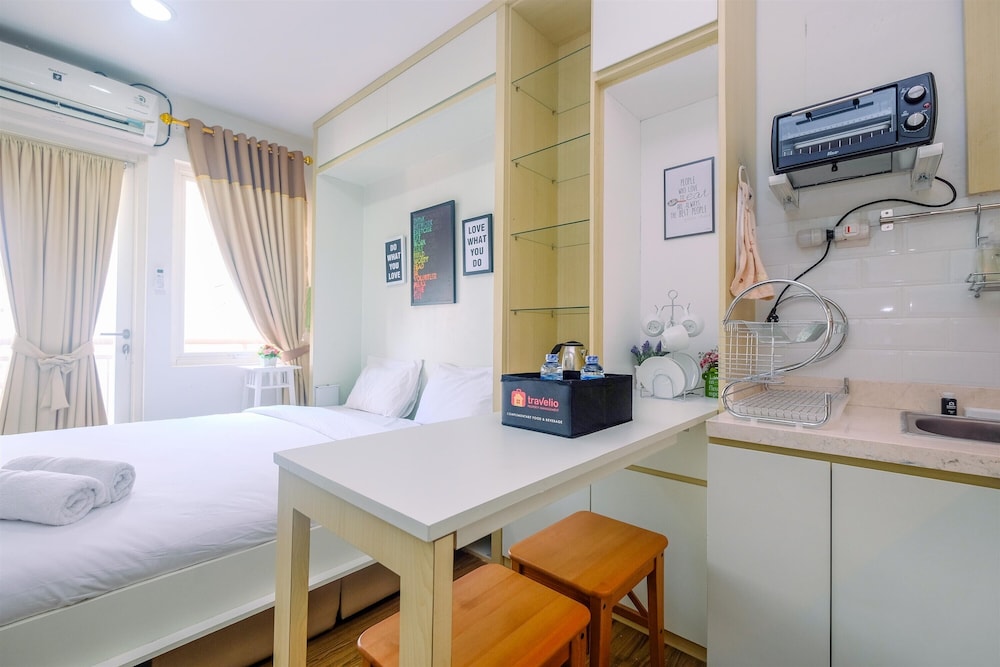 New Furnished Studio at Sentul Tower Apartment