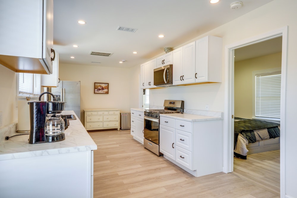 Walk to Dtwn Tehachapi: Updated Getaway w/ Yard!