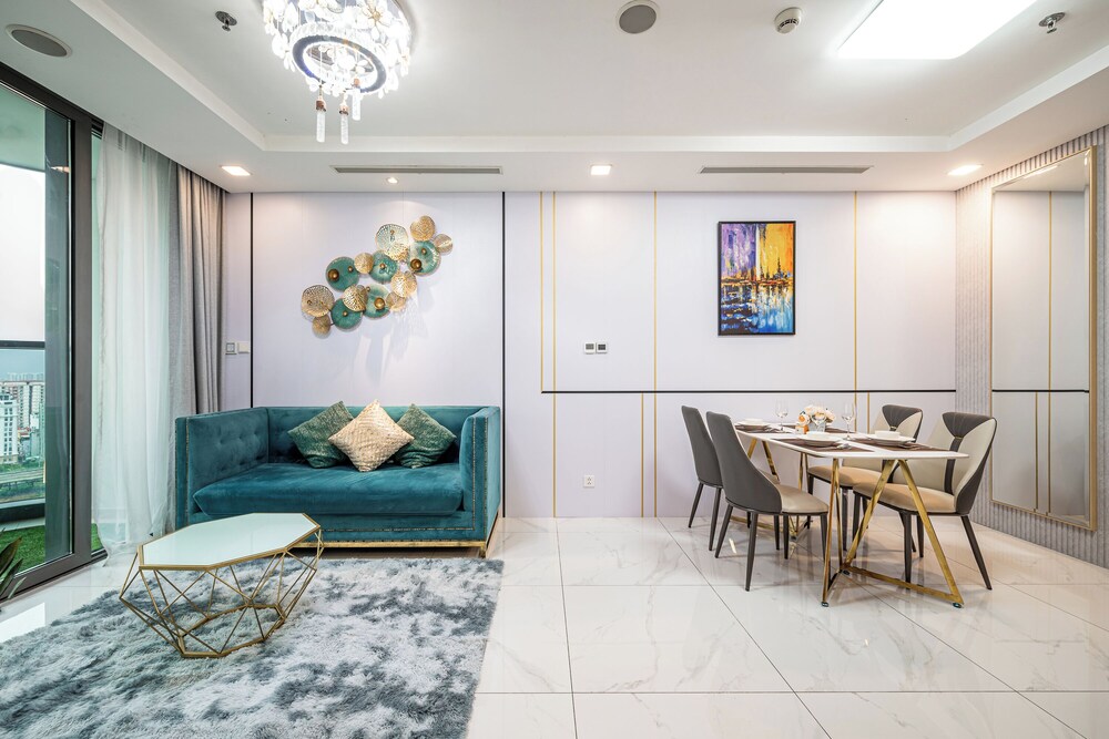 Landmark Apartment in Vinhomes Central Park