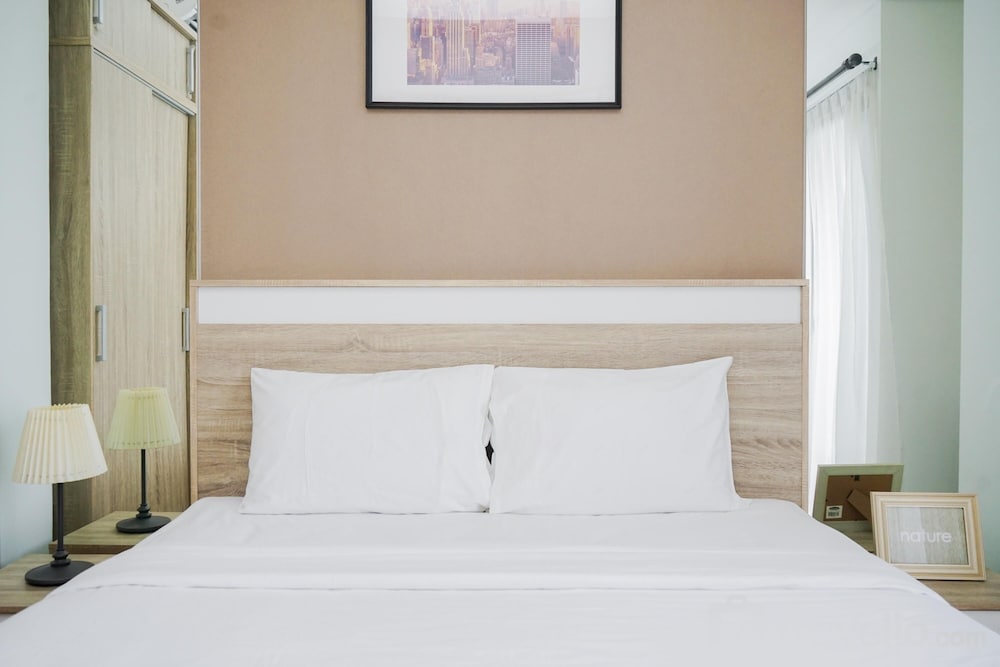 Fully Furnished with Cozy Design Studio Springwood Residence Tangerang Apartment