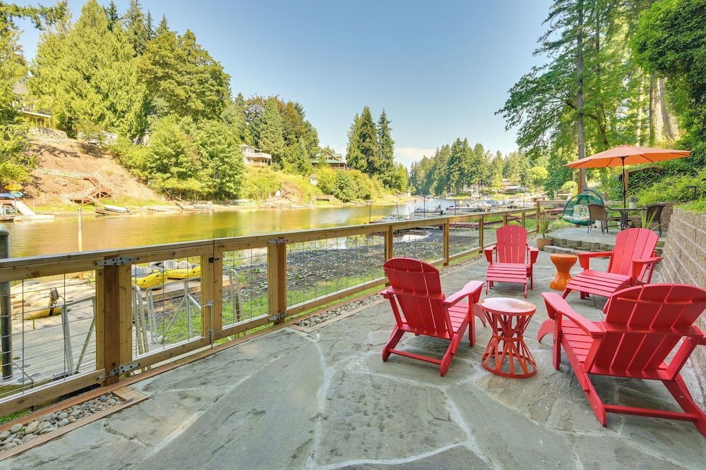 Waterfront Gem on Lake Saint Clair w/ Private Deck