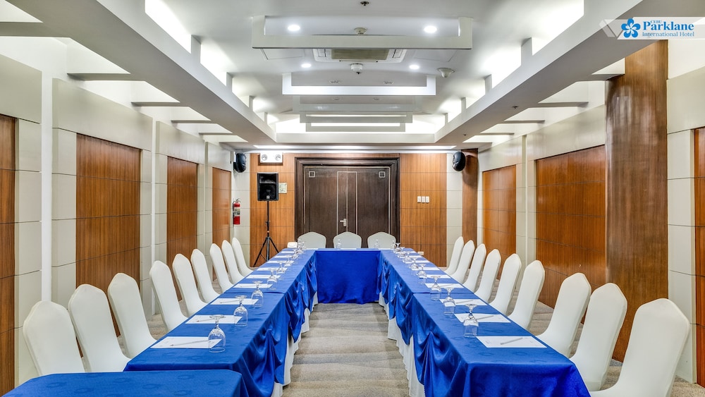 Cebu Vacations - Cebu Parklane International Hotel - Property Image 38
