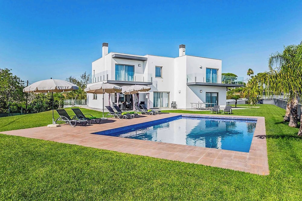 Villa Dala
