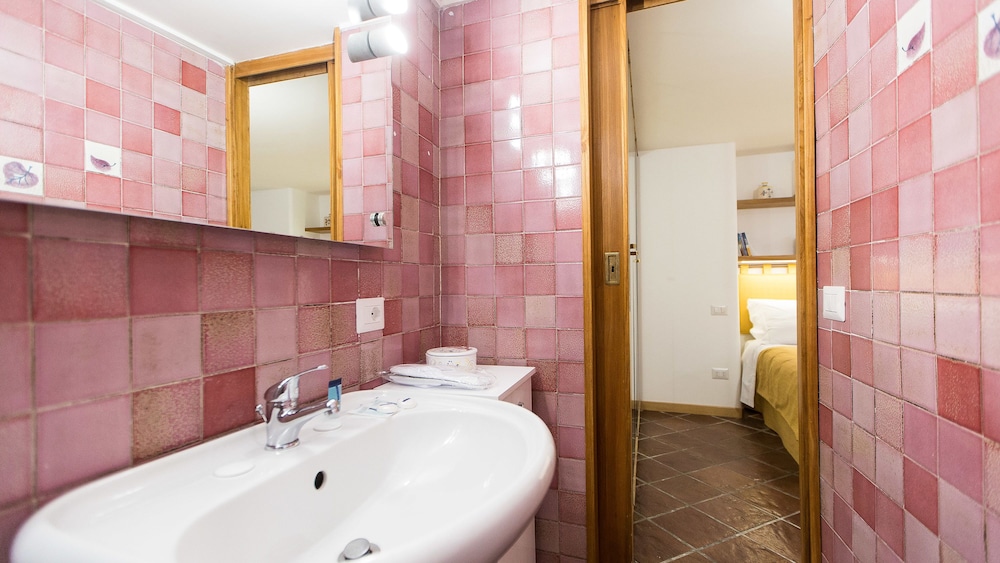 Rental in Rome Bovari