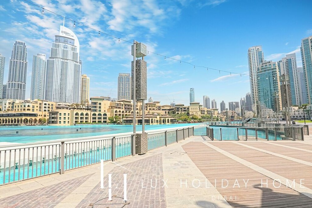 LUX Burj View Suite across Dubai Mall