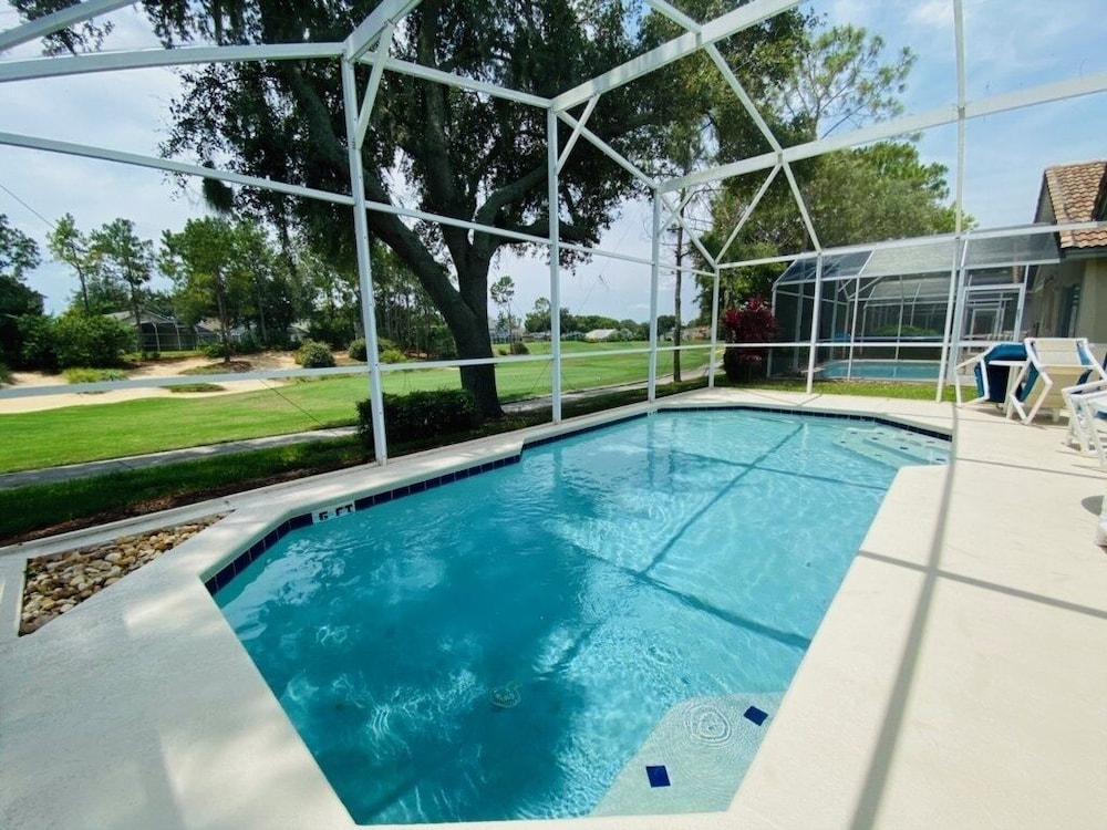 Gorgeous Views From Pool! 3 Bedroom Home by RedAwning