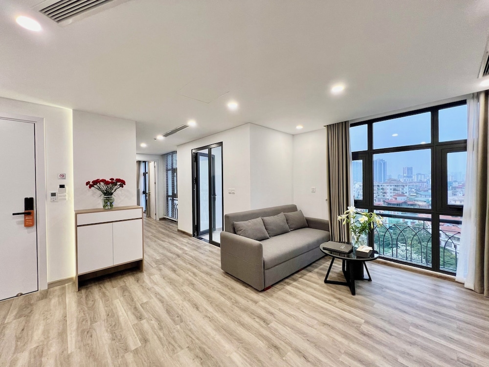 22Land Legend Residence