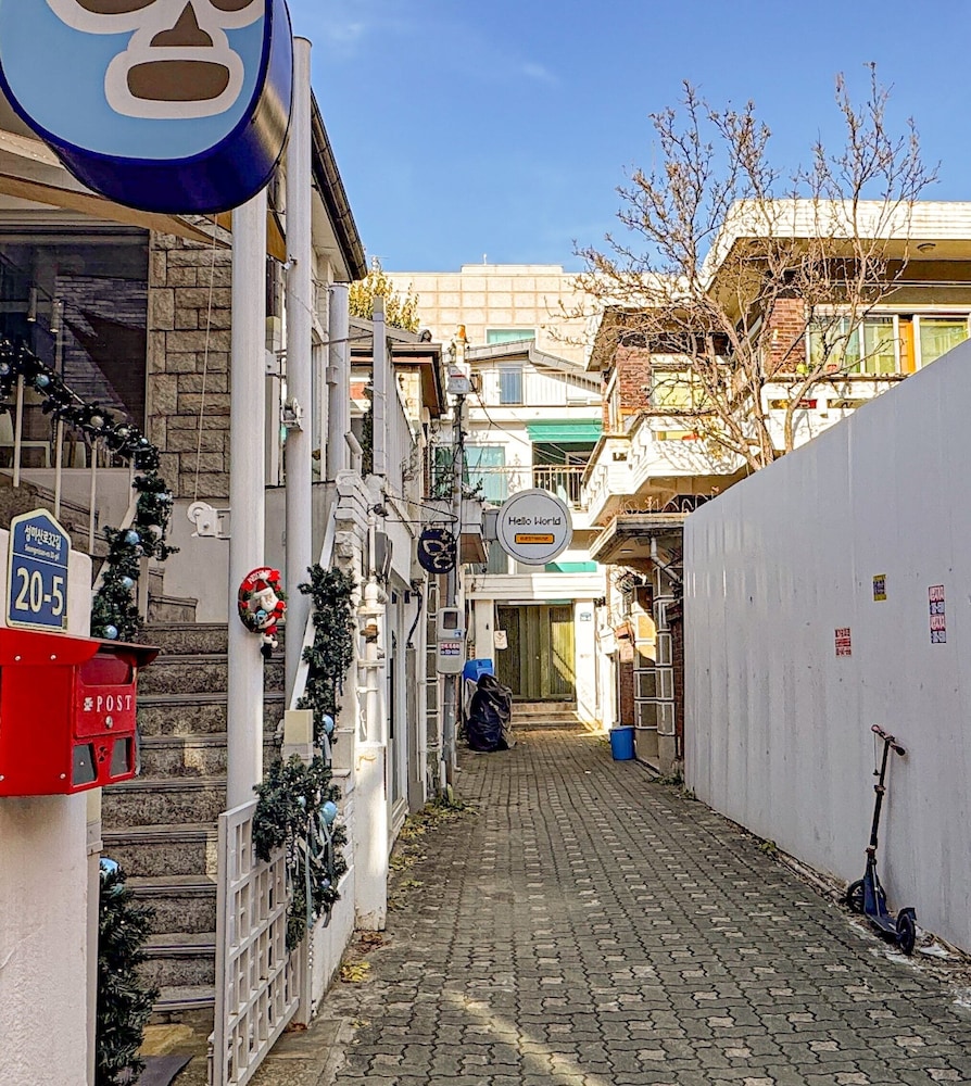 Helloworld guesthouse