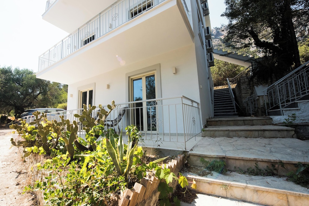 Glyfa Beach Haven by CorfuEscapes