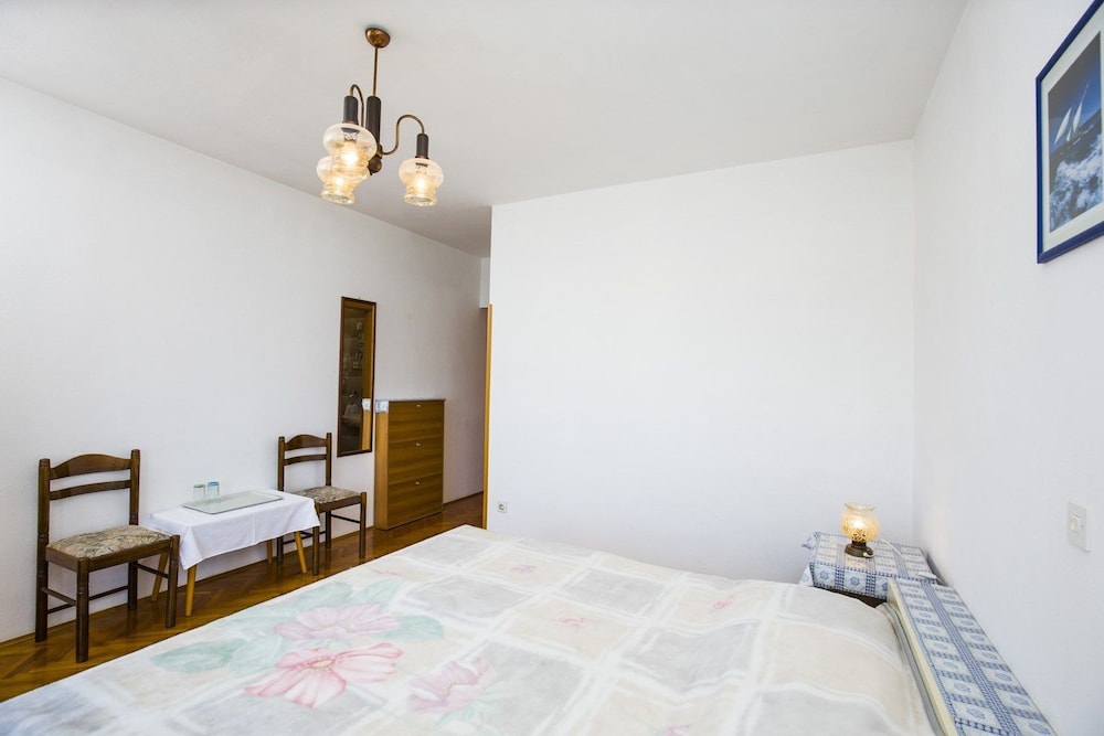 Apartments and Rooms Krstinić view 5