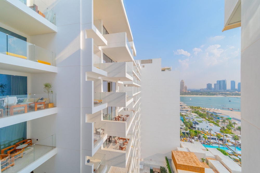EDEN'S Homes & Villas - FIVE Residences