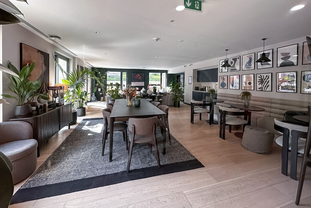 Dakota Apartment Wembley Stadium