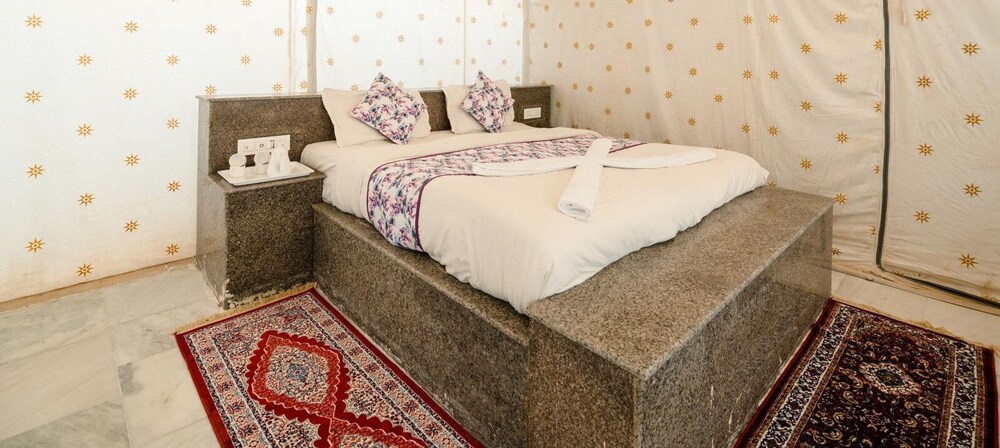 CAMP JAISALMER INN