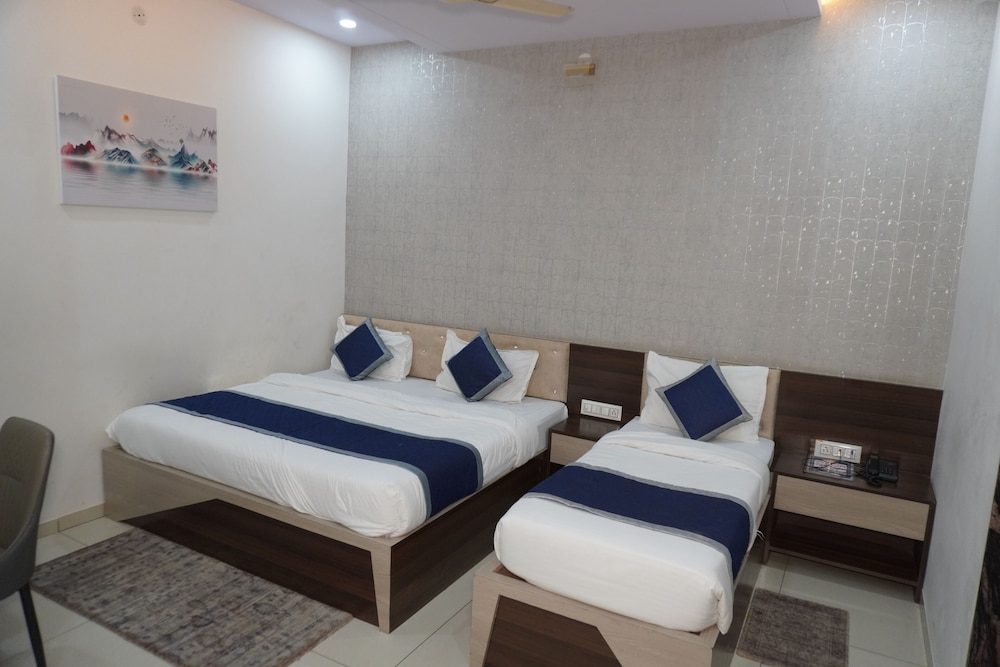 Hotel Hanuman Palace