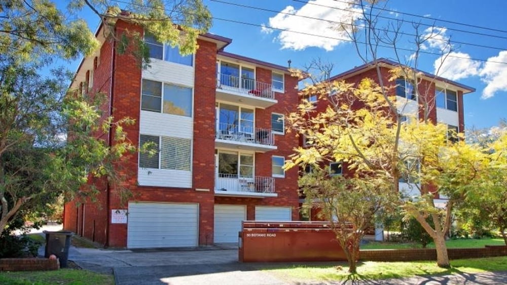 The Apartment Service BOT01 - Image 1