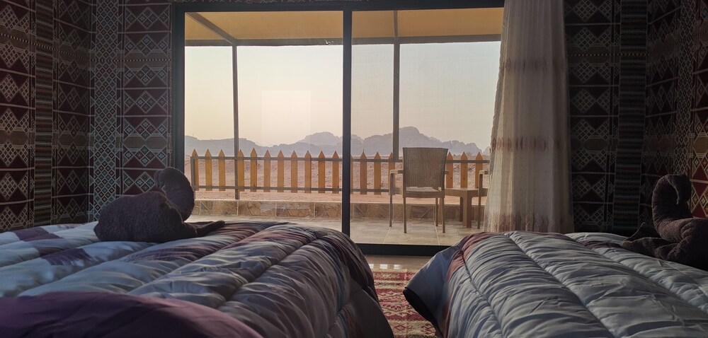 Desert Oasis Lodge in Wadi Rum view 5