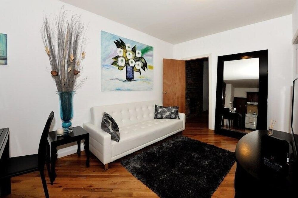 Market Rentals Downtown Apartments