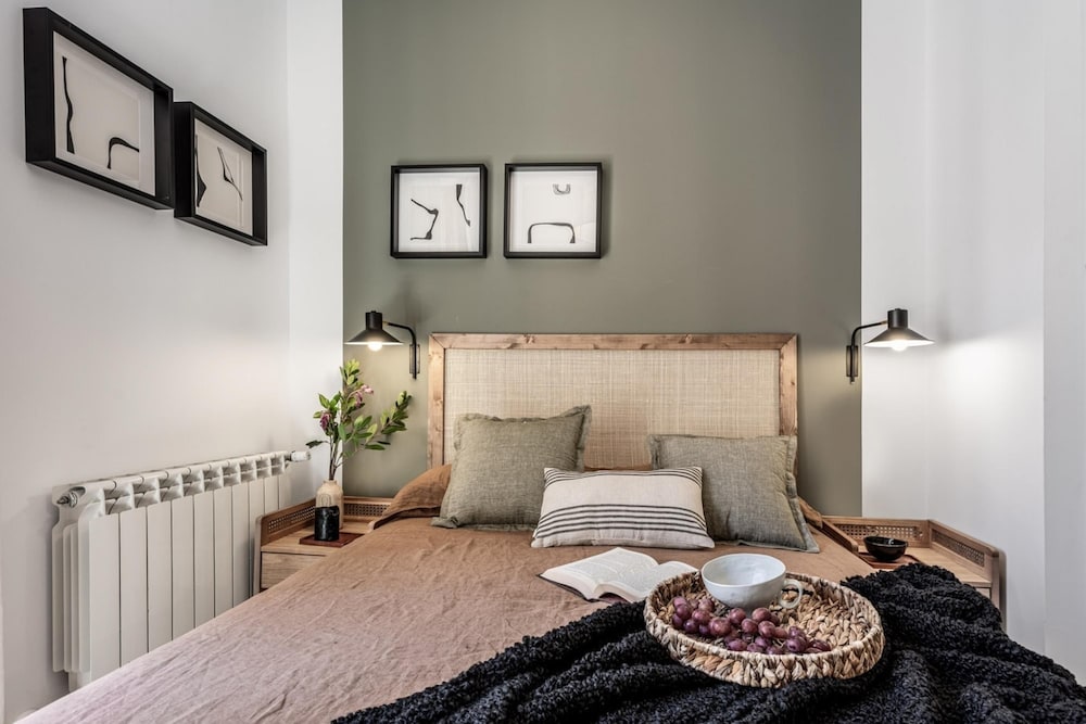 Anayet - 4 Bedrooms Apartment in Malasa a