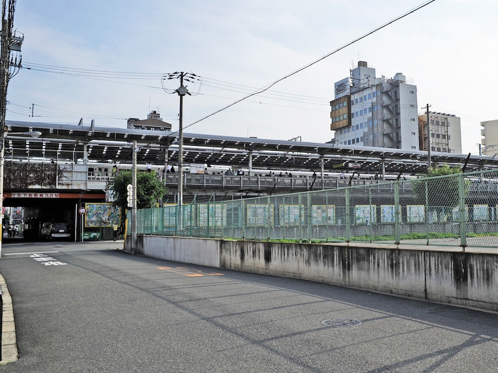 Genesis Apartments - Ebisu Building