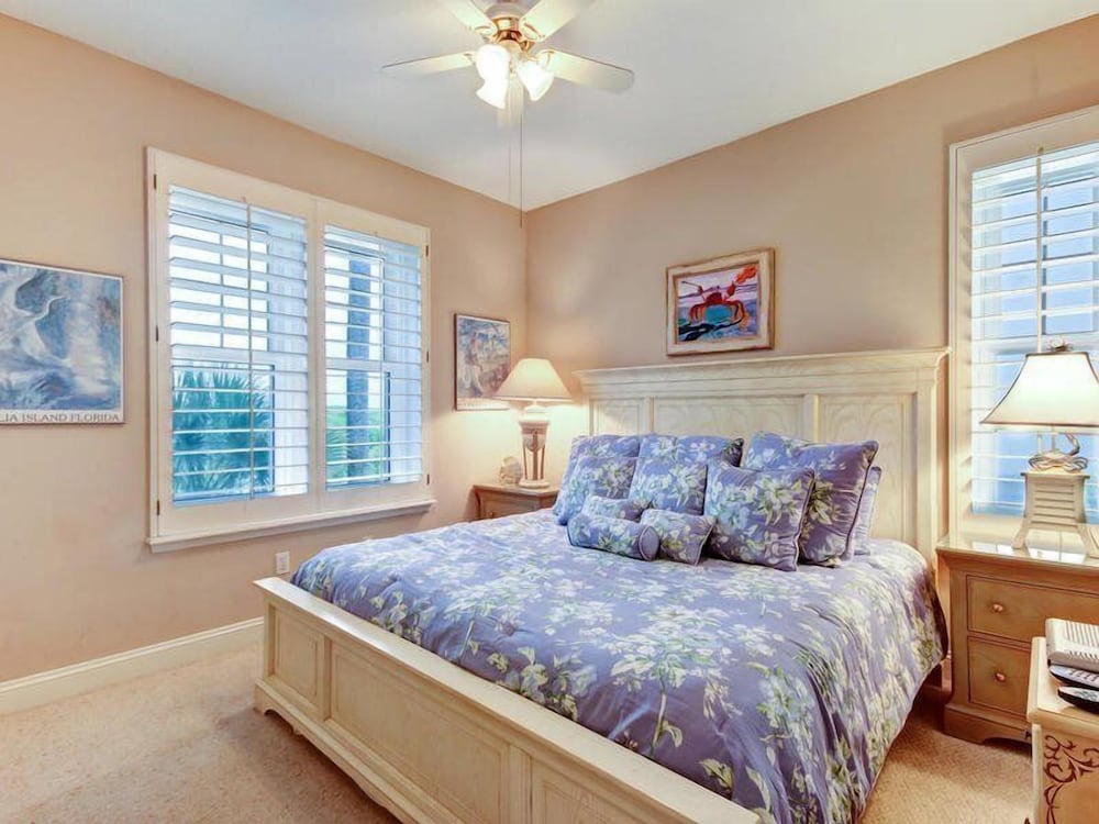 81-ocean-place view 2