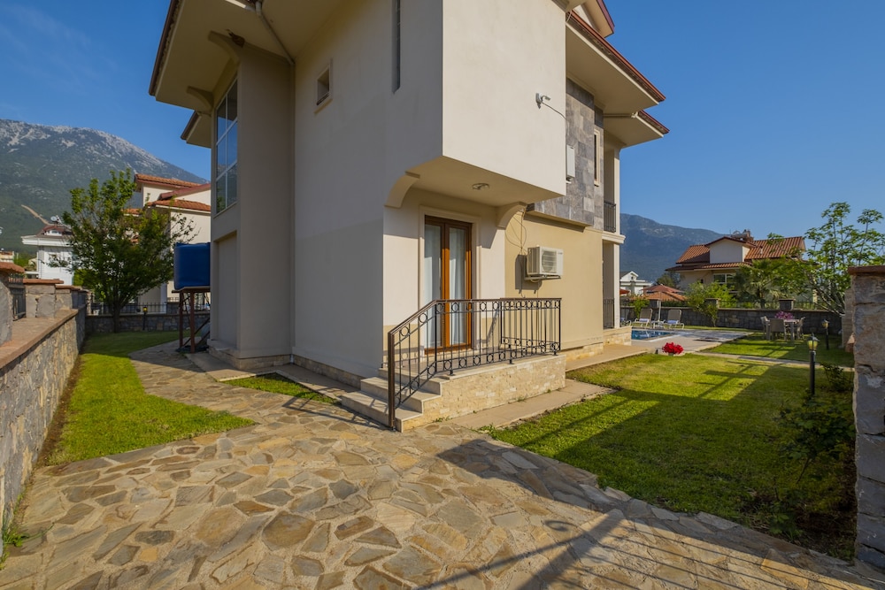 Infinity Opal Villa