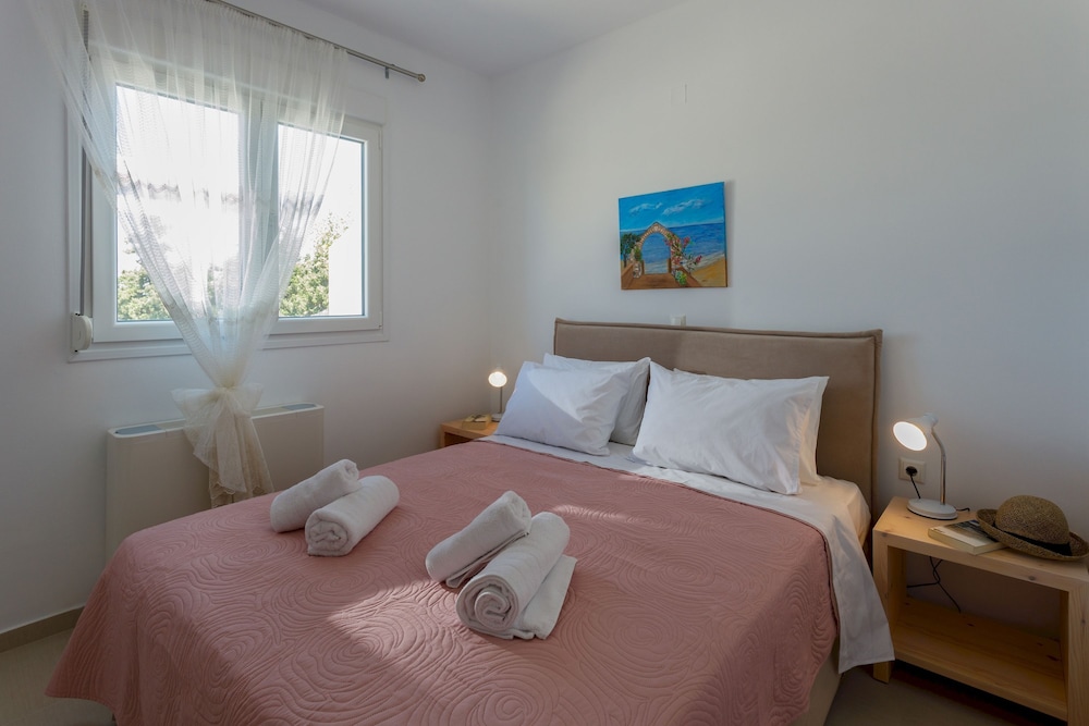 Blue Hills Villas by Estia Orange 1