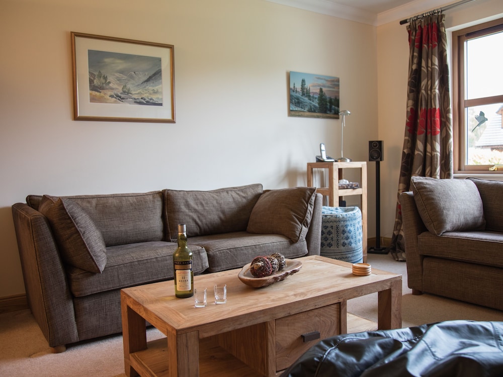 Aviemore Vacations - Highland Holiday Homes - Tulloch Ard - Property Image 7
