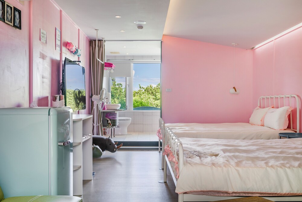 Happiness Pink B&B