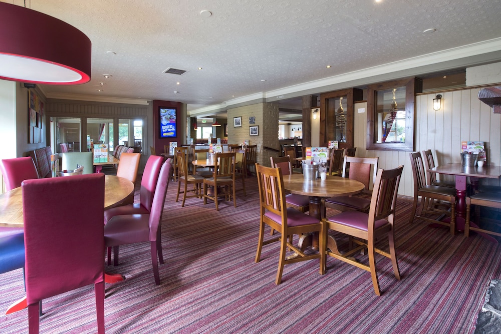 Premier Inn Doncaster Central East 4