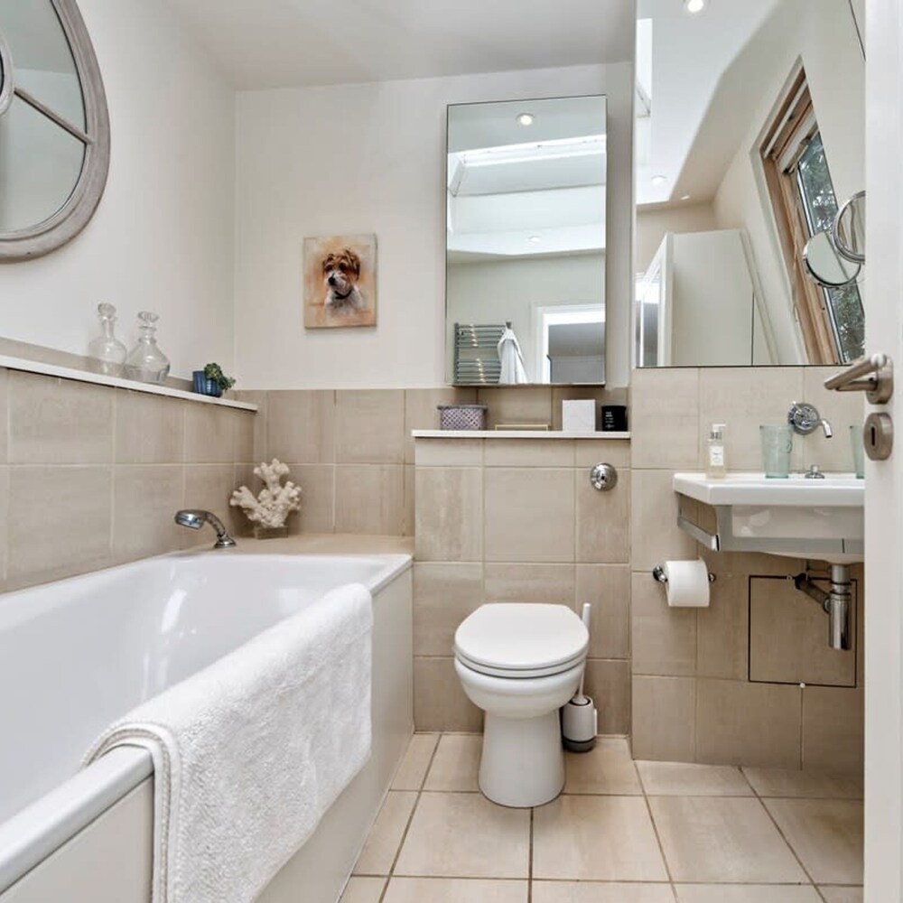 Gorgeous 4-bed House Near Museums Hyde Park