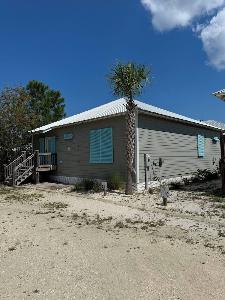 4005 Rookery 3 Sea Story With 2 Pools Beach Access and Lots of Beach Amenities