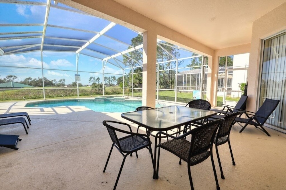 Craig's Highlands Reserve Villa 5 Bedroom Home by Redawning - Image 1