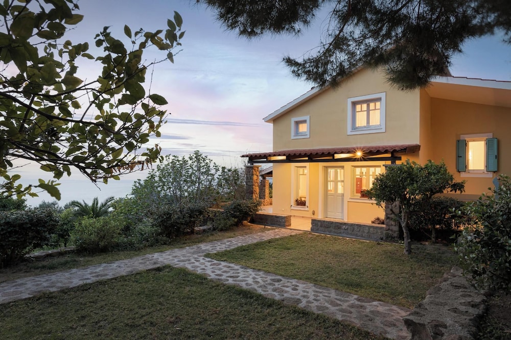 Aelia & Melitta Villas