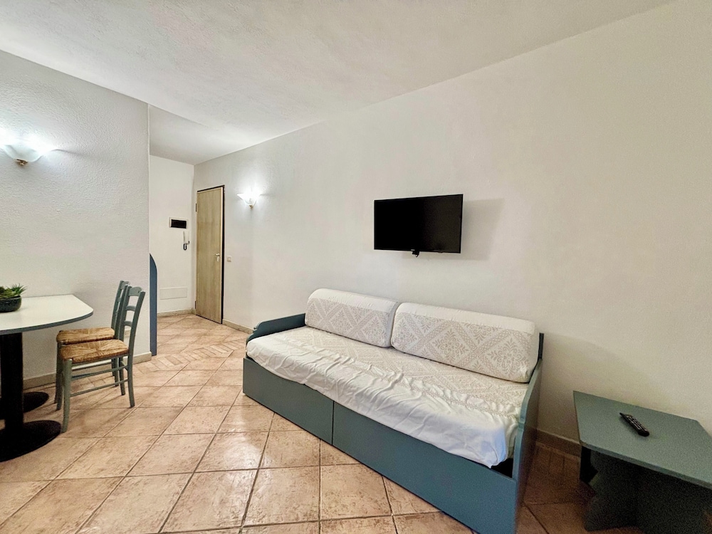 Residence with pool in Porto Rotondo